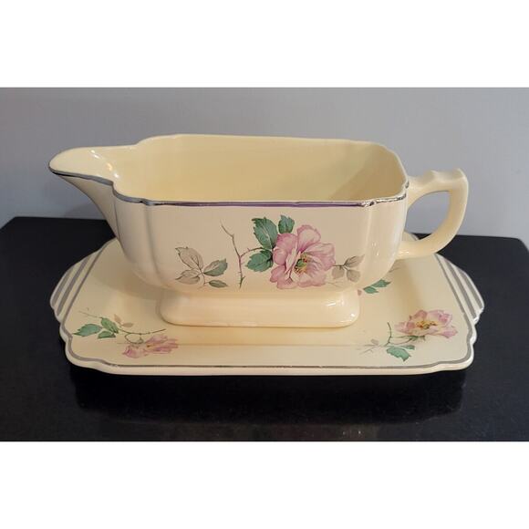 Vintage Homer Laughlin Century Briar Rose Gravy Boat & Tray, Undamaged, Rare - Picture 1 of 16